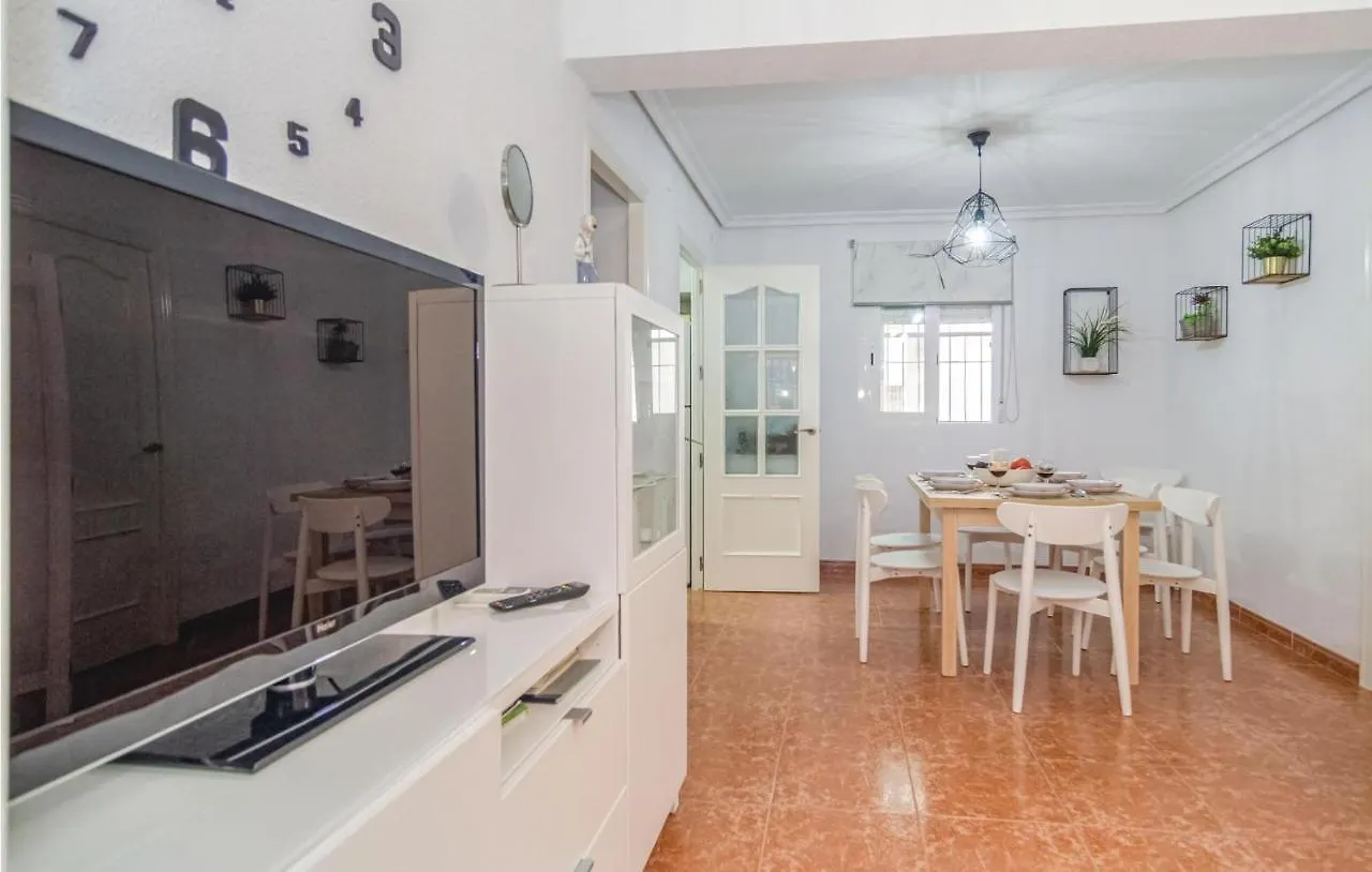 Stunning Apartment In Cordoba With Kitchen Spain