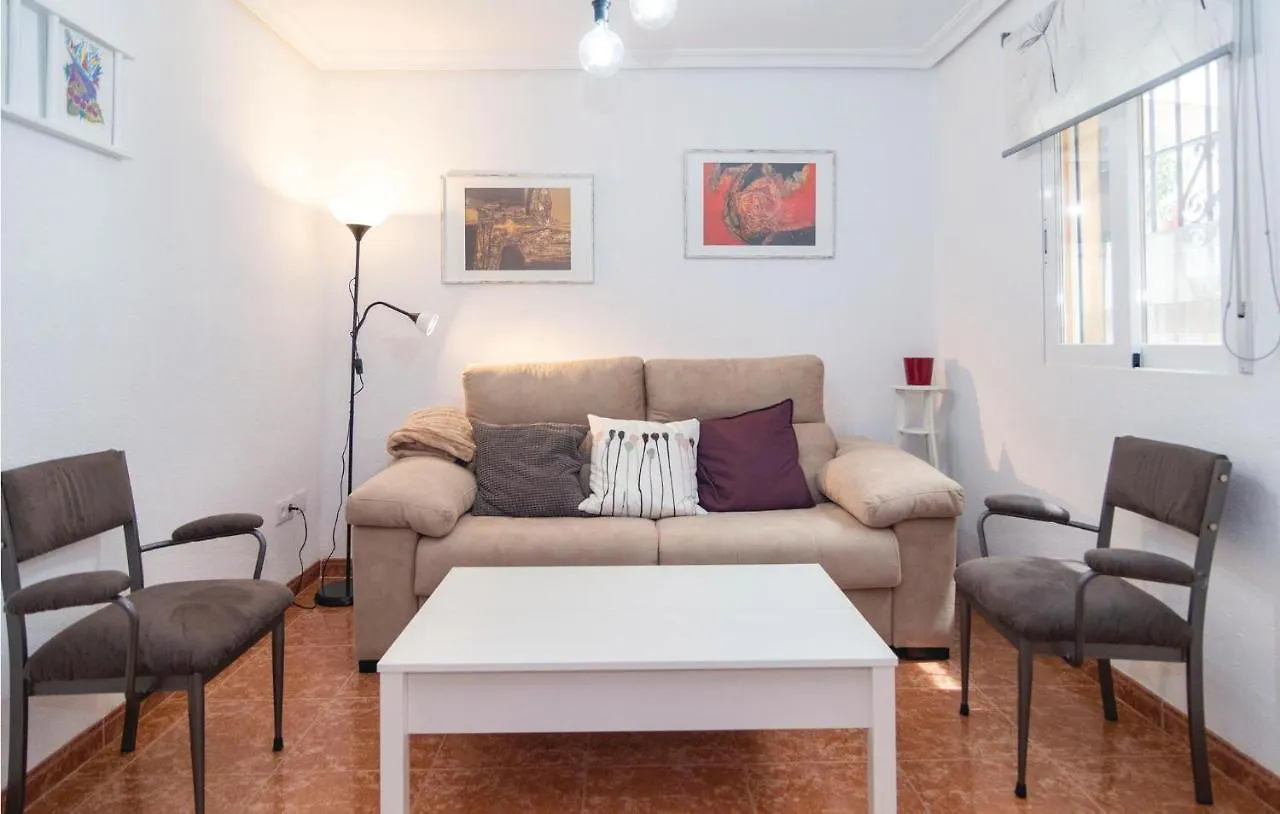 Stunning Apartment In Cordoba With Kitchen